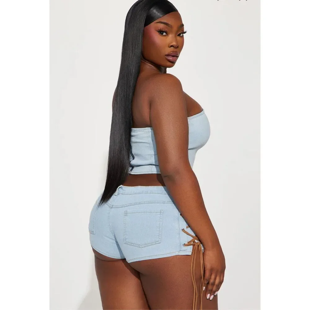 NWT FN Kara Light Wash Denim Short Set - Size XL  ***Item: 0560 - Picture 3 of 3